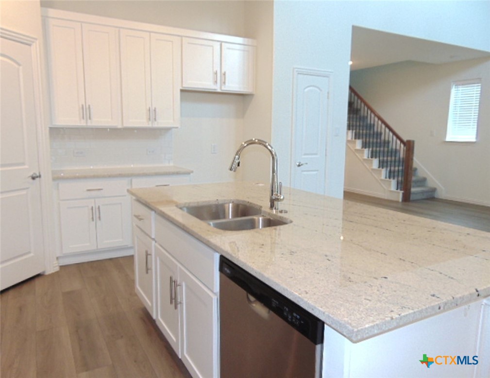 262 Little Bridge Drive Property Photo 4