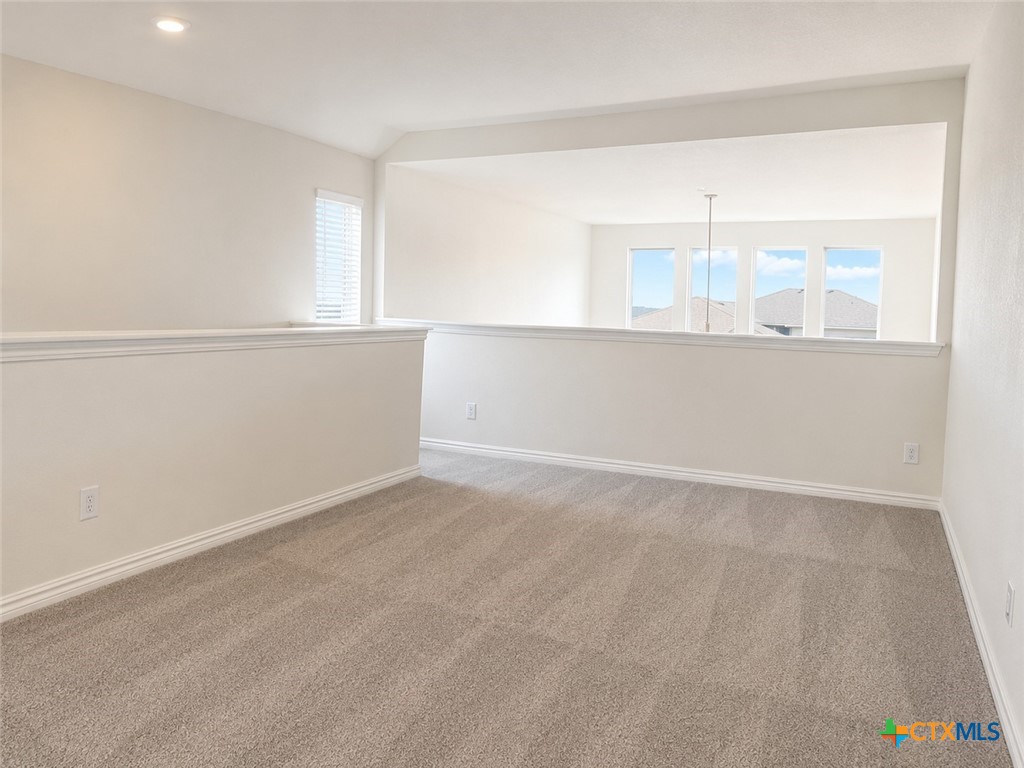 262 Little Bridge Drive Property Photo 11