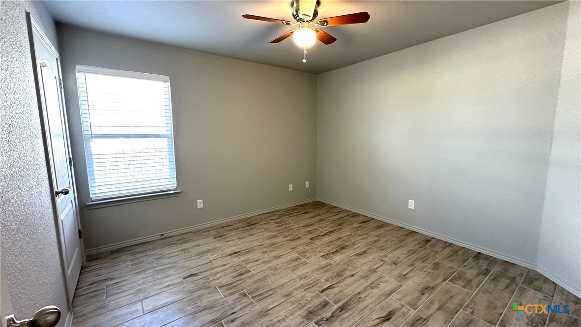 127 Cameron Drive B Property Photo 8