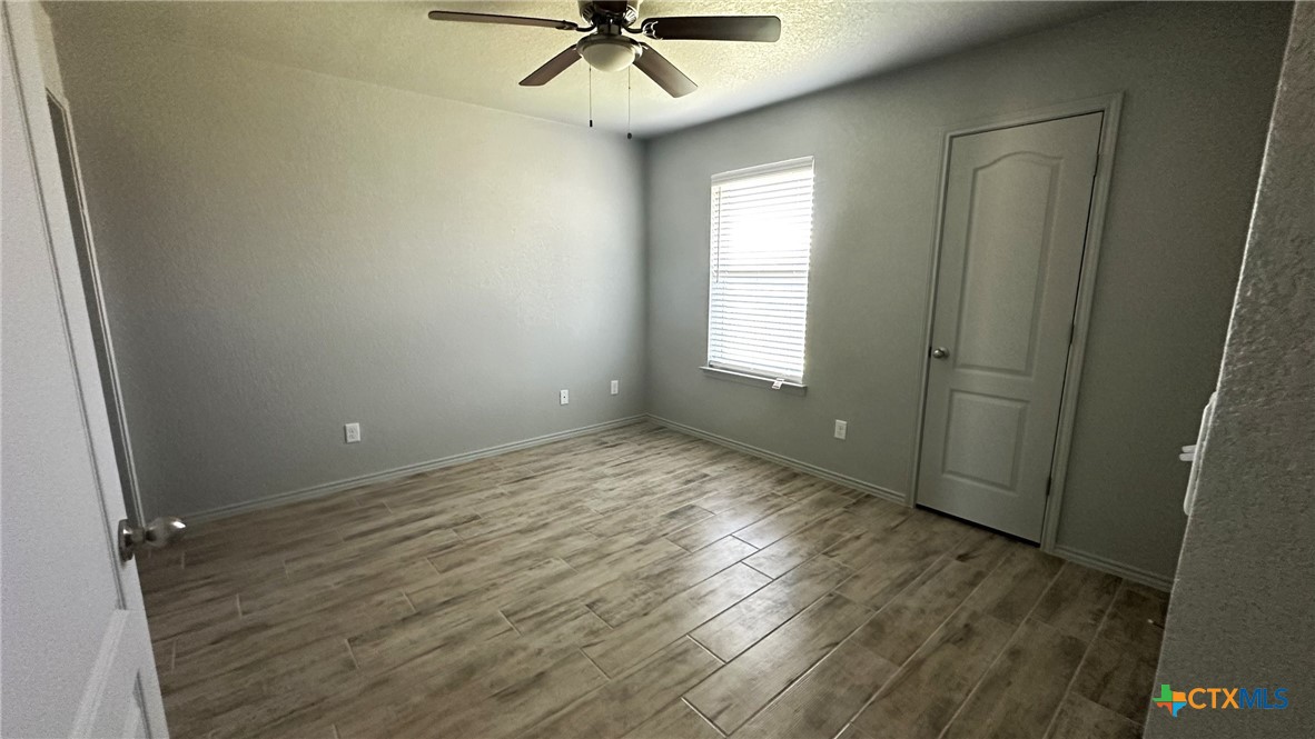 127 Cameron Drive B Property Photo 9