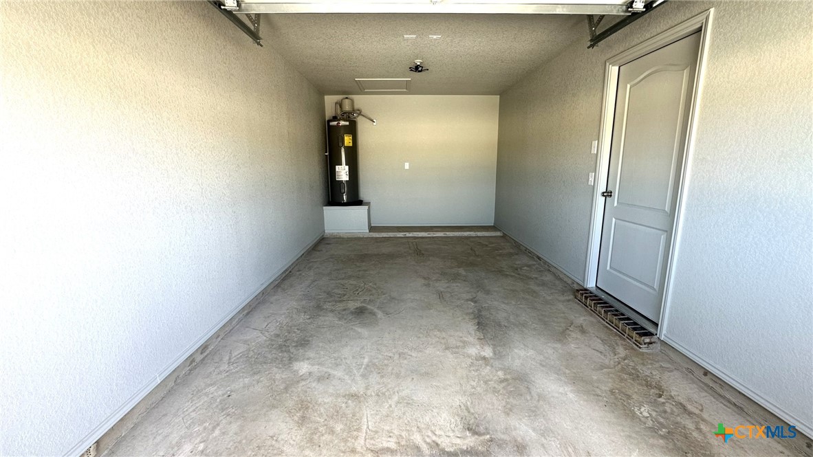 127 Cameron Drive B Property Photo 10