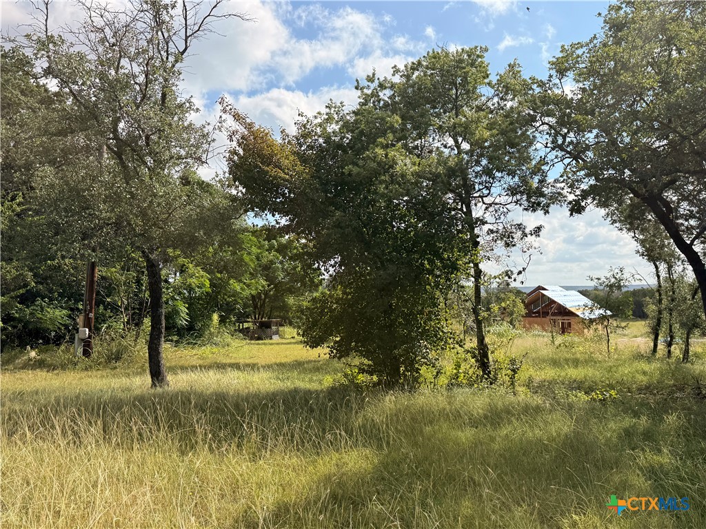 231 County Road 4953 Property Photo 2