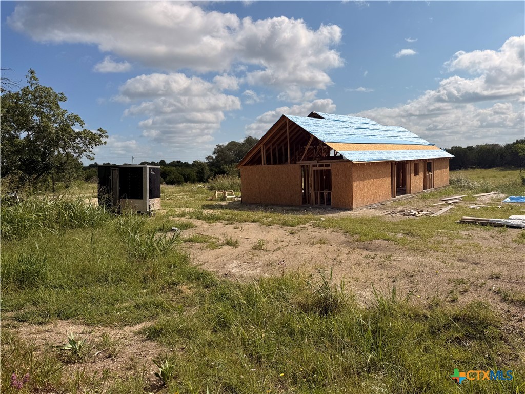 231 County Road 4953 Property Photo 4