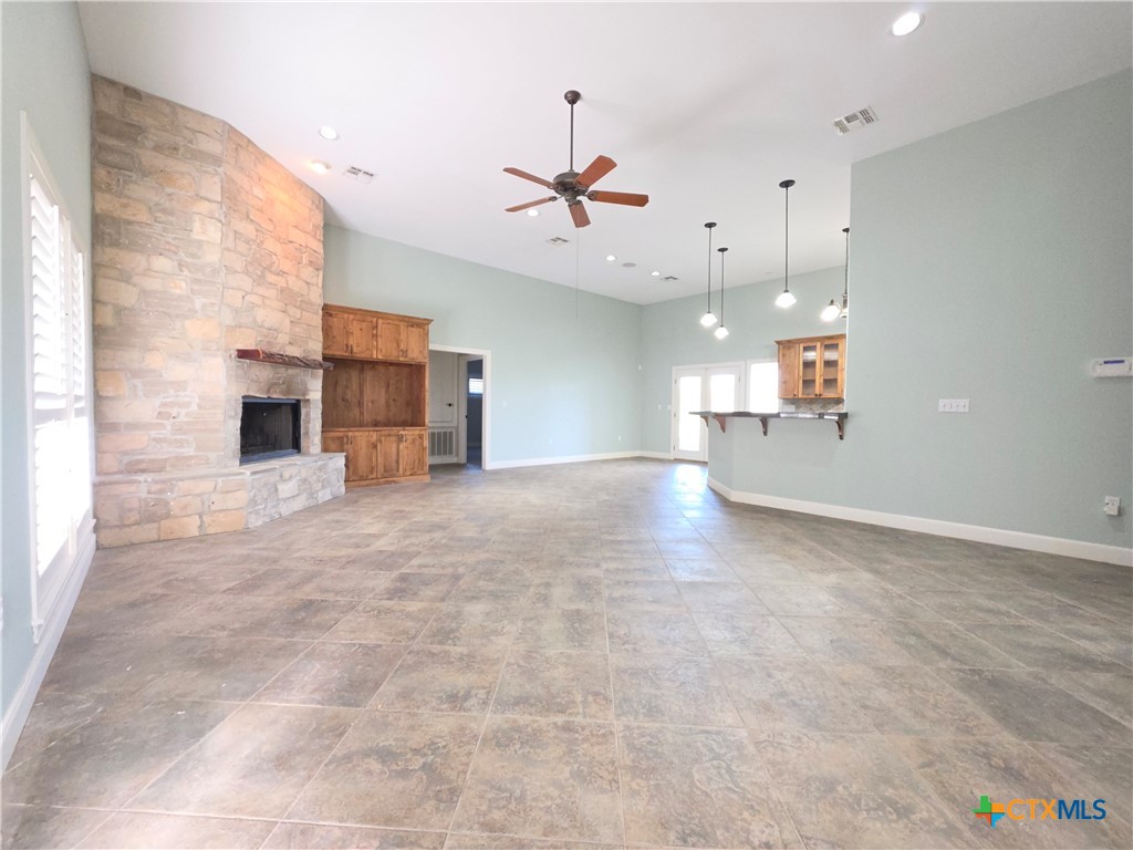 565 E Ward Street Property Photo 16