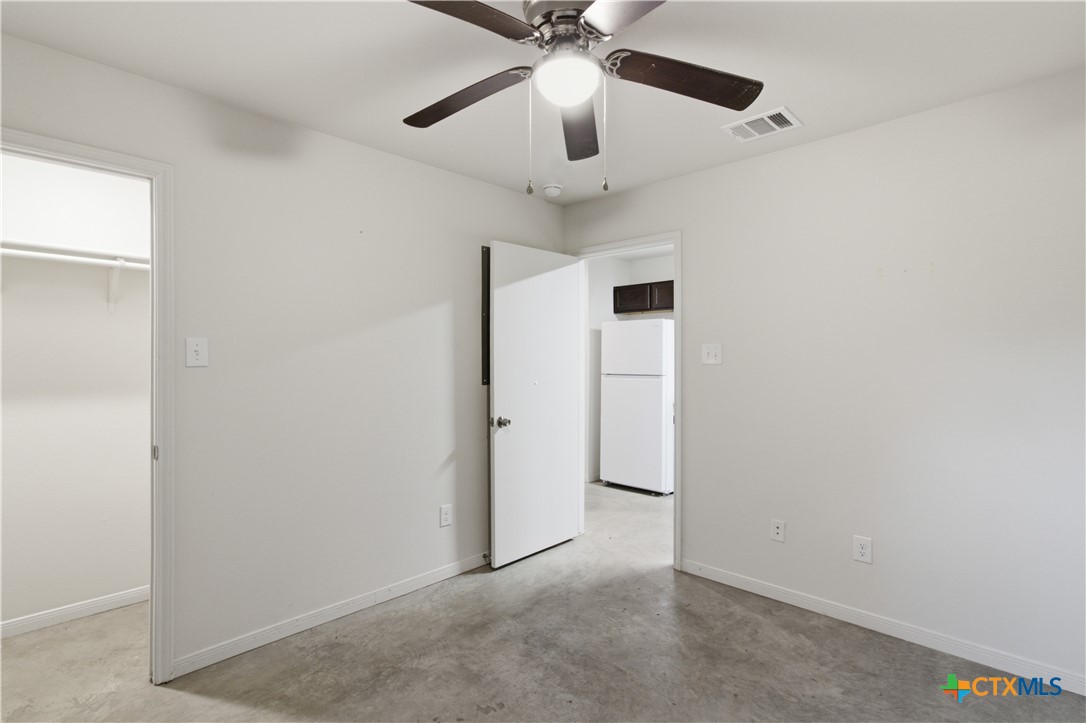 912 S 6th Street B Property Photo 14