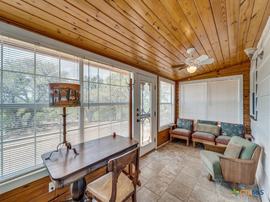 1660 Mciver Road Property Photo 11