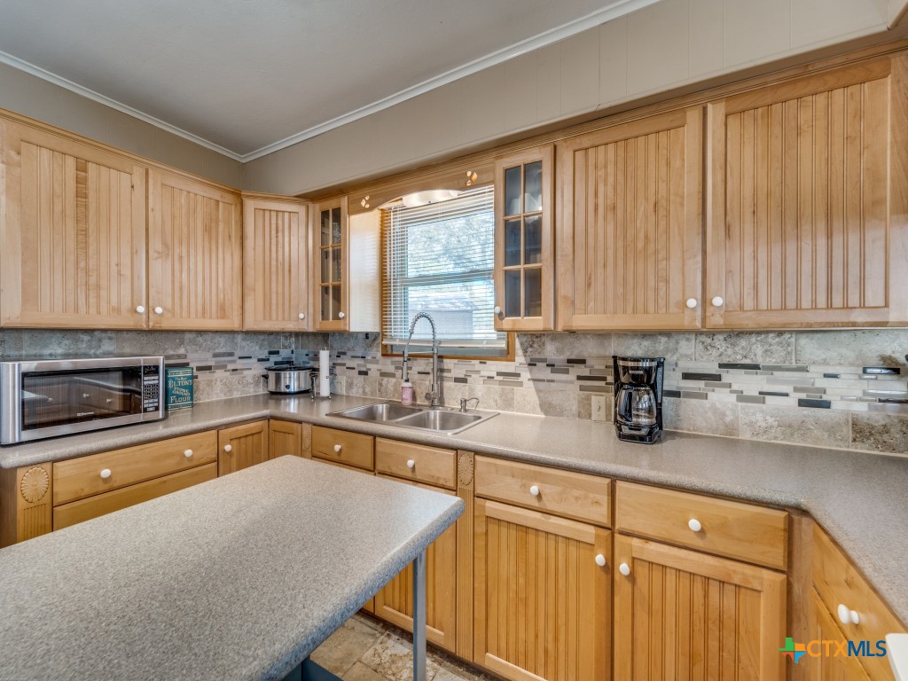 1660 Mciver Road Property Photo 13