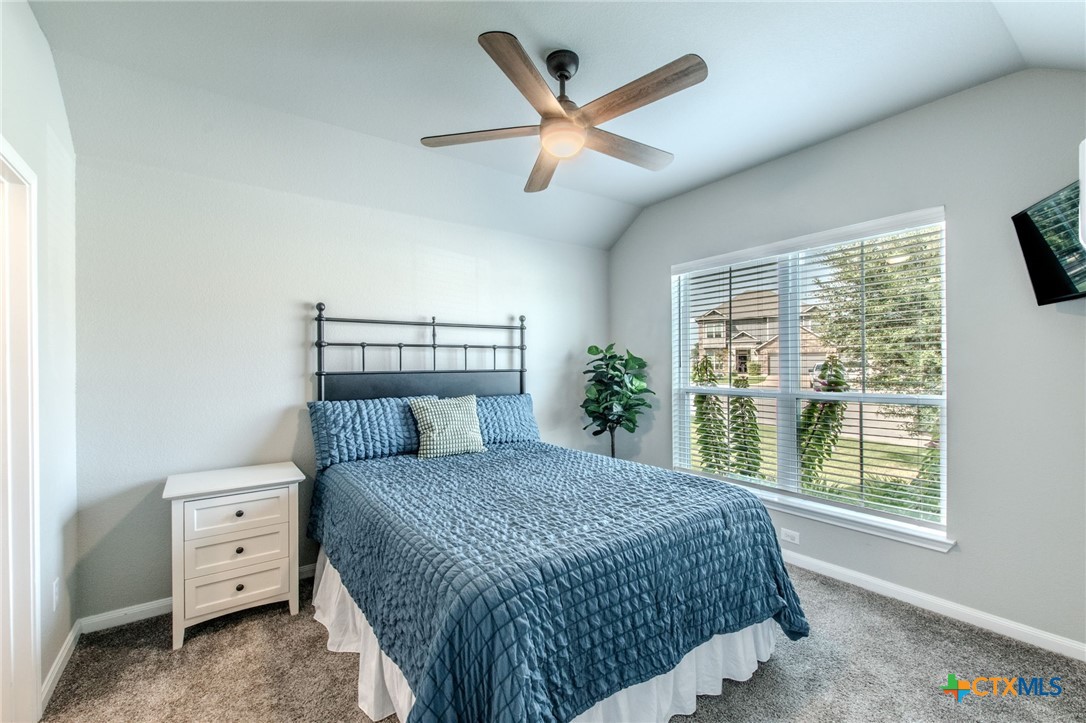 7514 Broadmoor Cove Property Photo 10