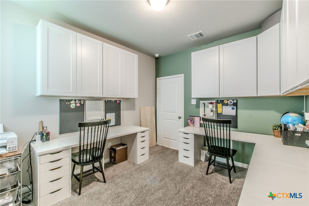 7514 Broadmoor Cove Property Photo 14