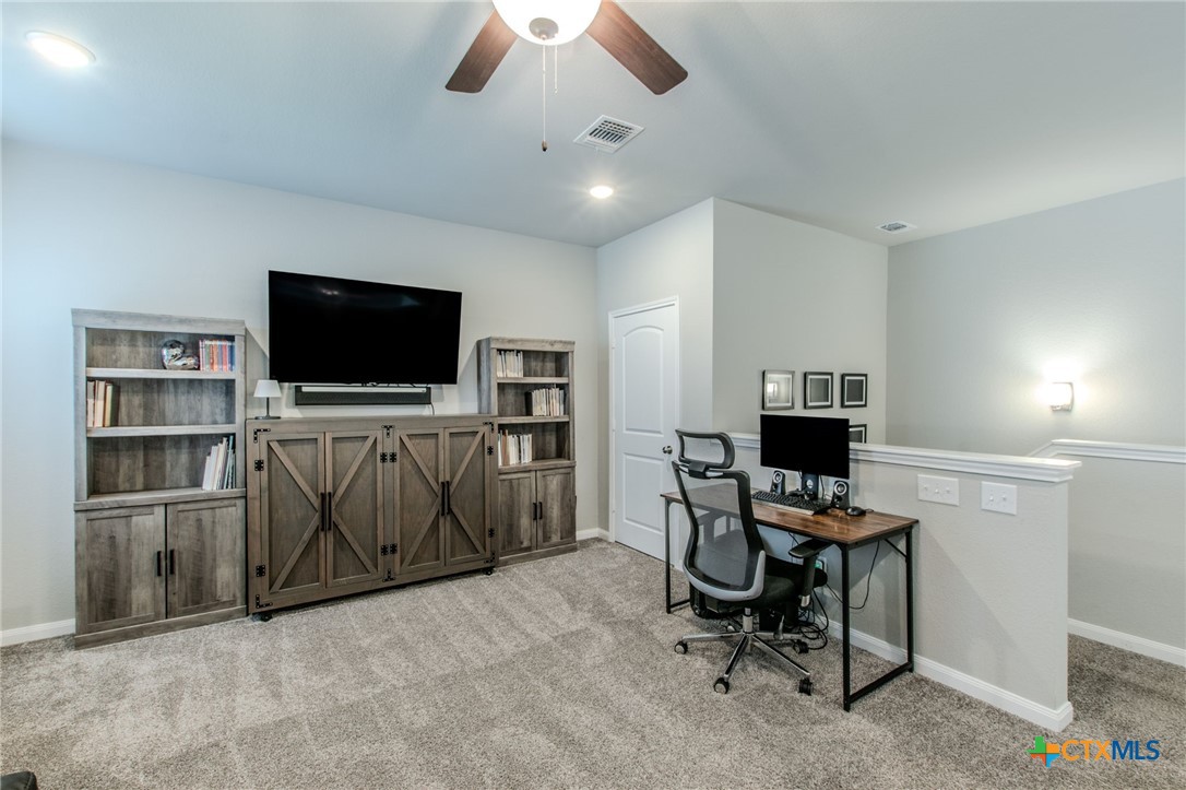 7514 Broadmoor Cove Property Photo 17