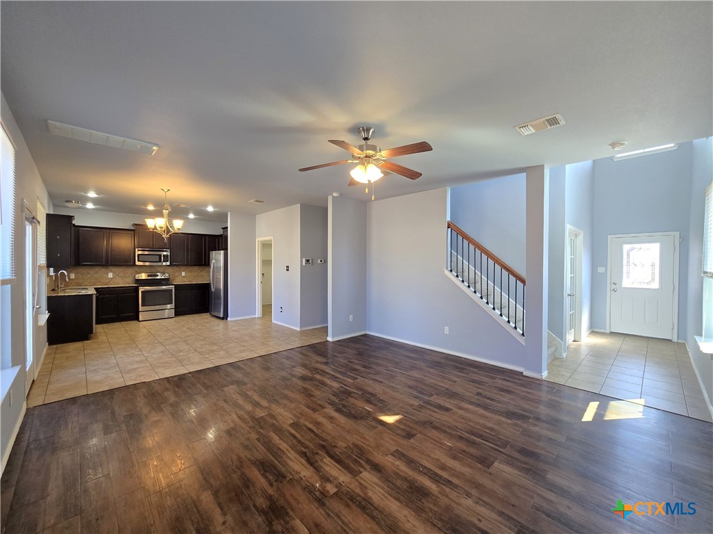 9613 Adeel Drive Property Photo 8