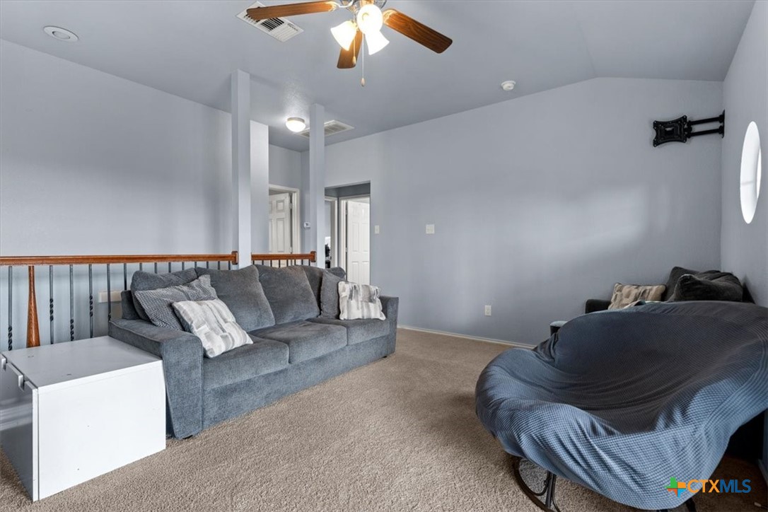 9613 Adeel Drive Property Photo 16