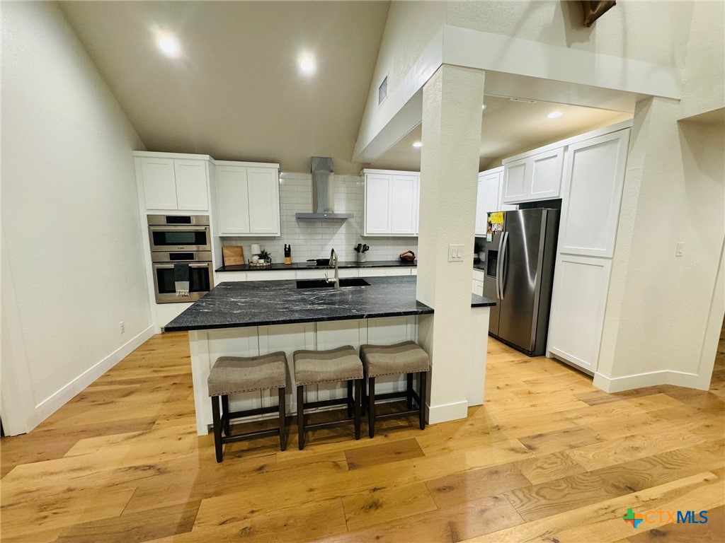 1234 Bluff Creek Circle Property Photo 3