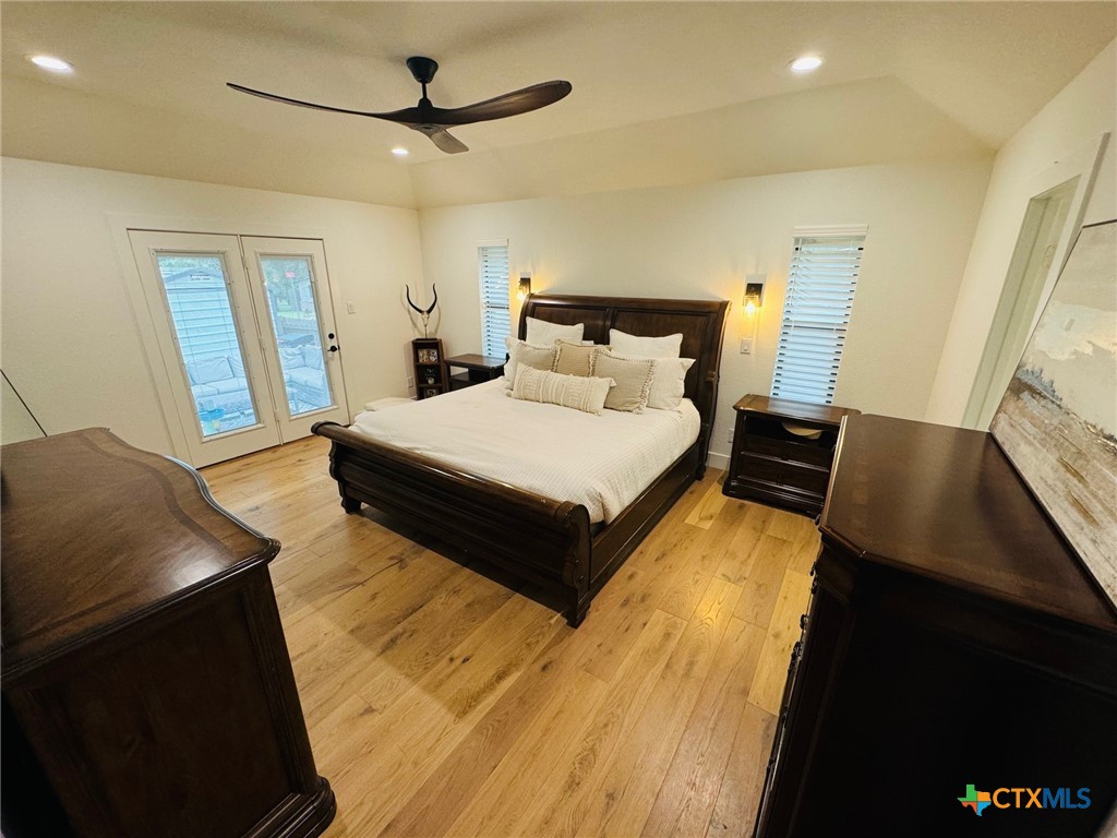 1234 Bluff Creek Circle Property Photo 5
