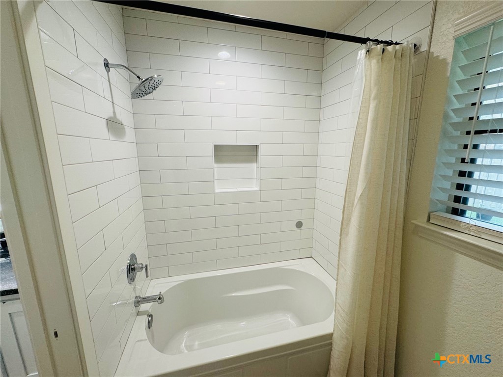 1234 Bluff Creek Circle Property Photo 10
