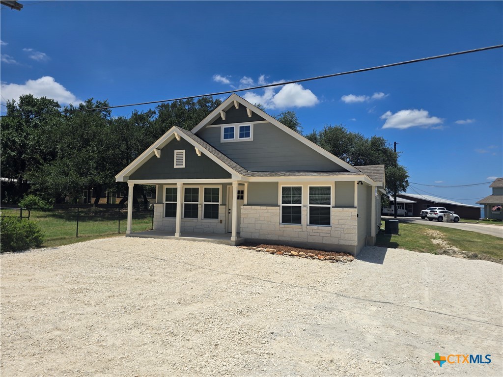1071 Skyline Drive Property Photo 1