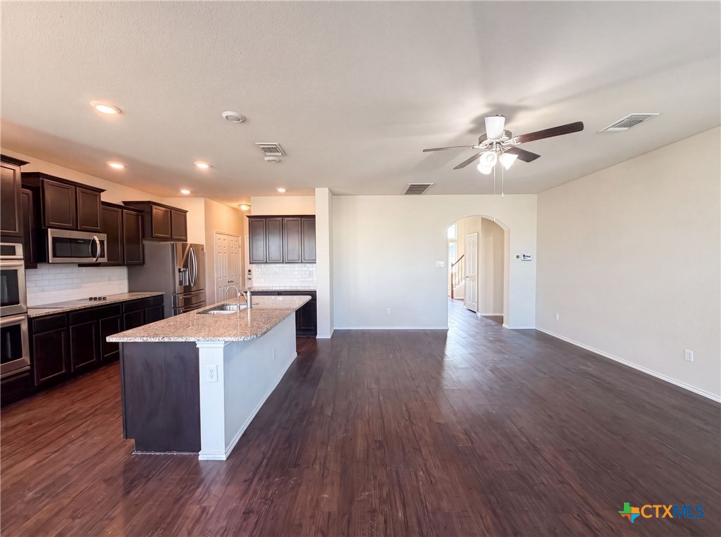 2315 Wigeon Way Property Photo 7