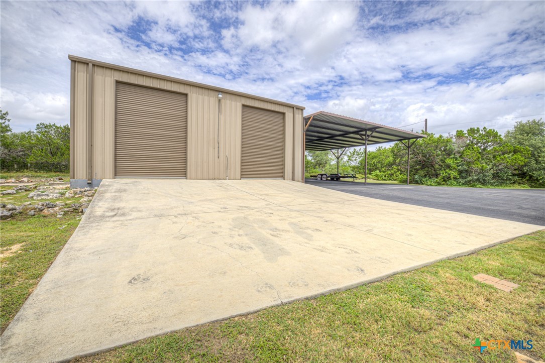 1100 Yaupon Drive Property Photo 40