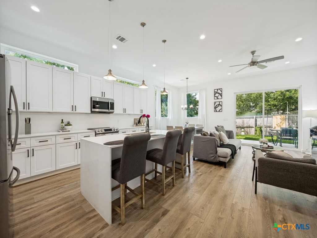307 Ellis Street Property Photo 6