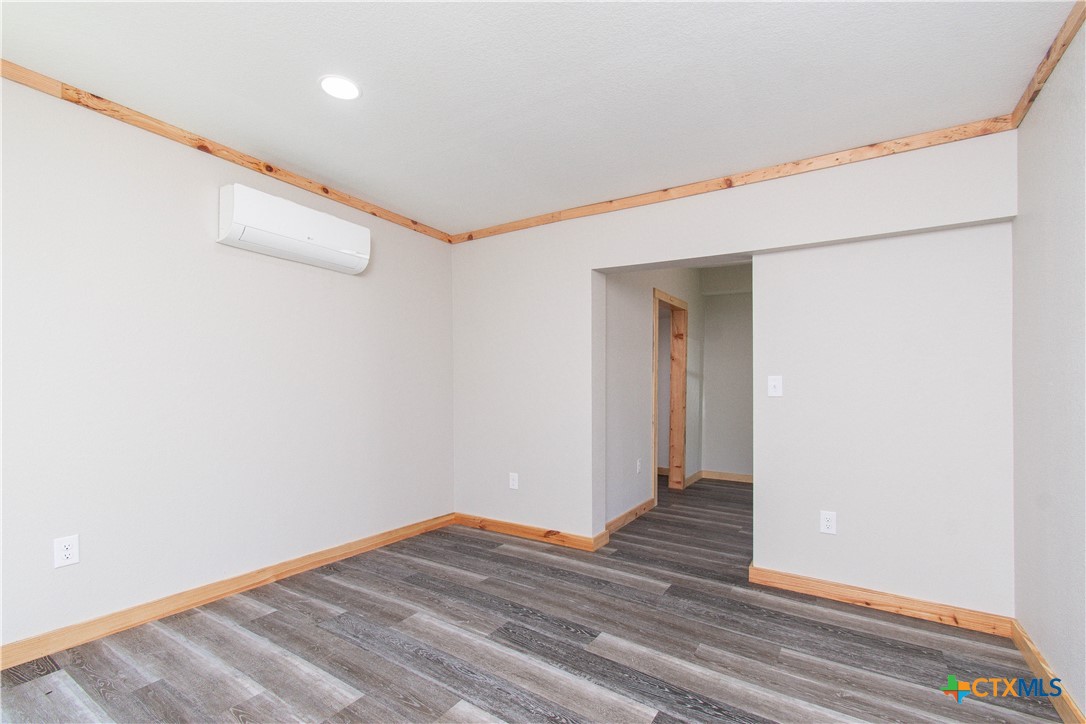 3 E Avenue Avenue Property Photo 13