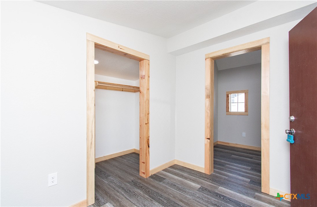 3 E Avenue Avenue Property Photo 14