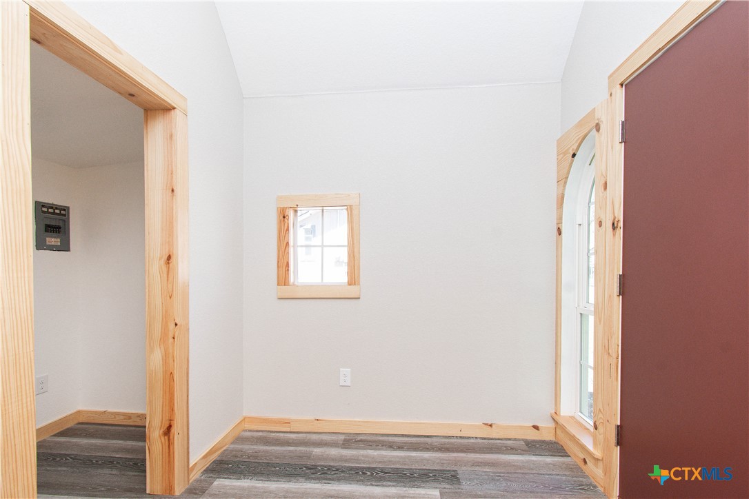 3 E Avenue Avenue Property Photo 15