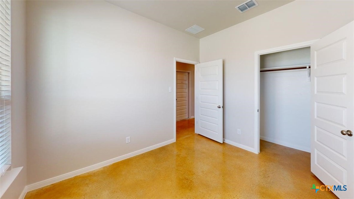 2906 Quail Ridge Lane B Property Photo 10