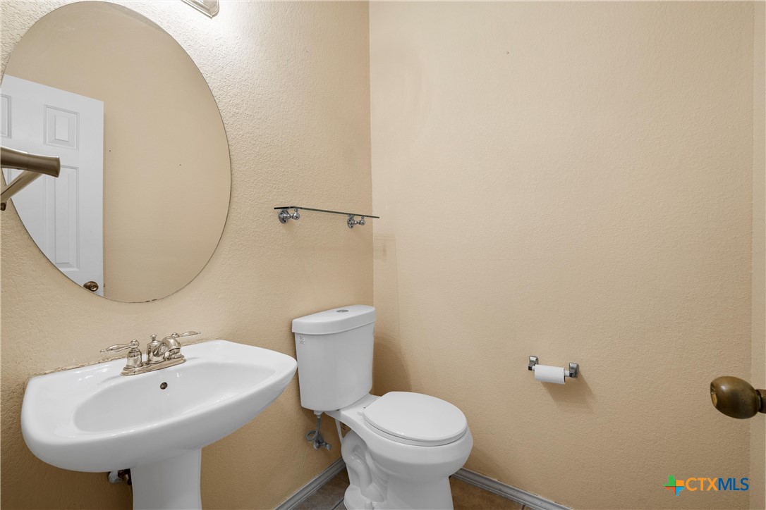 570 Crossland Drive Property Photo 22