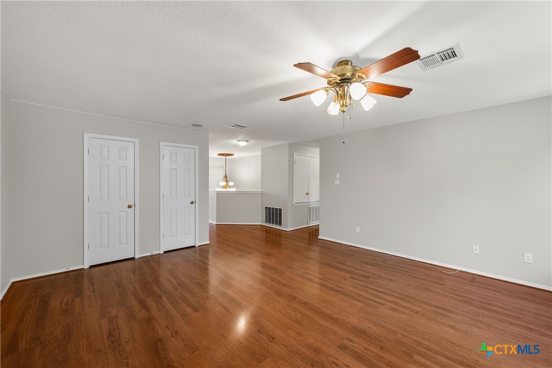 570 Crossland Drive Property Photo 30