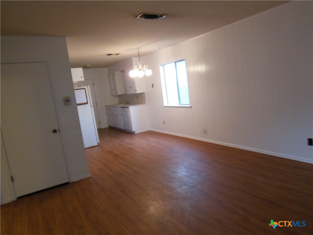 505 Buttercup 507 Property Photo 5