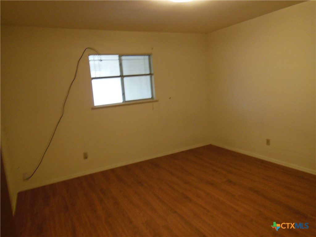 505 Buttercup 507 Property Photo 9