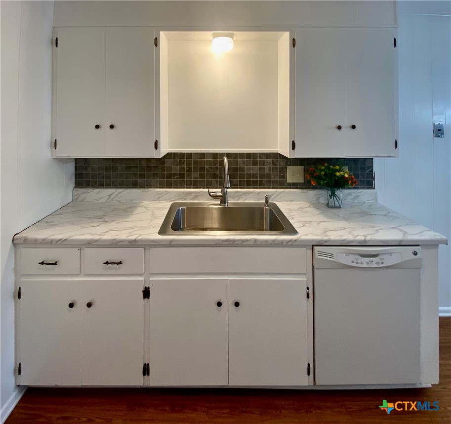 505 Buttercup 507 Property Photo 11