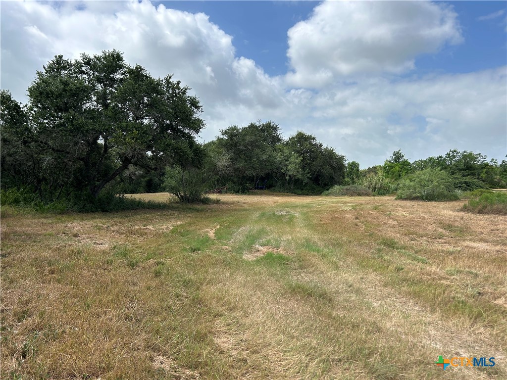 176 Loop Road Property Photo 1