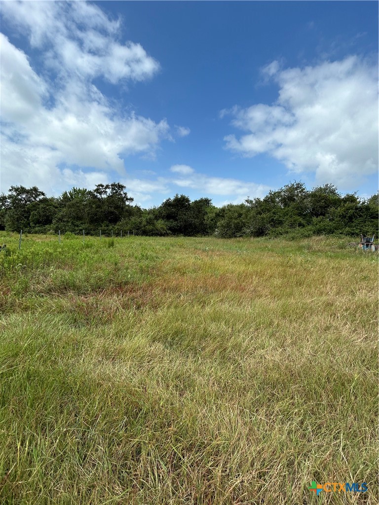 176 Loop Road Property Photo 9