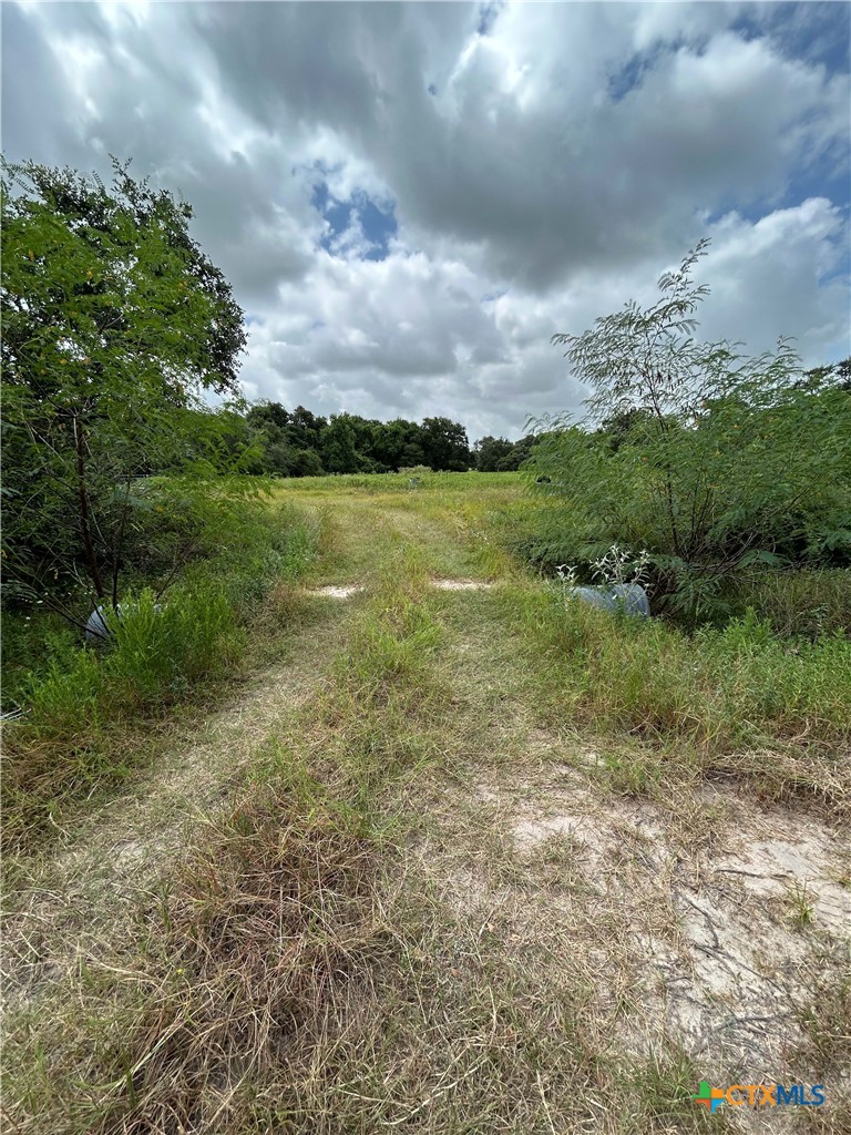 176 Loop Road Property Photo 12