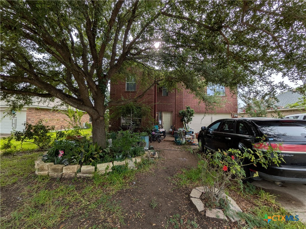 129 Hanstrom Drive Property Photo 1