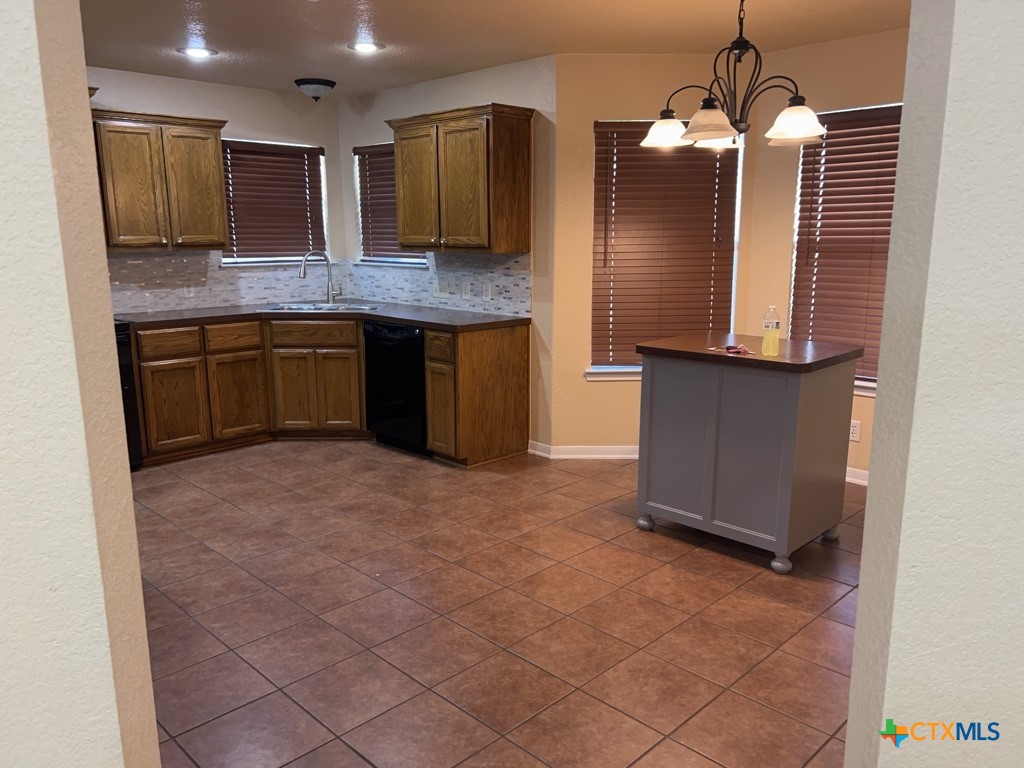 2509 Lavender Lane Property Photo 3