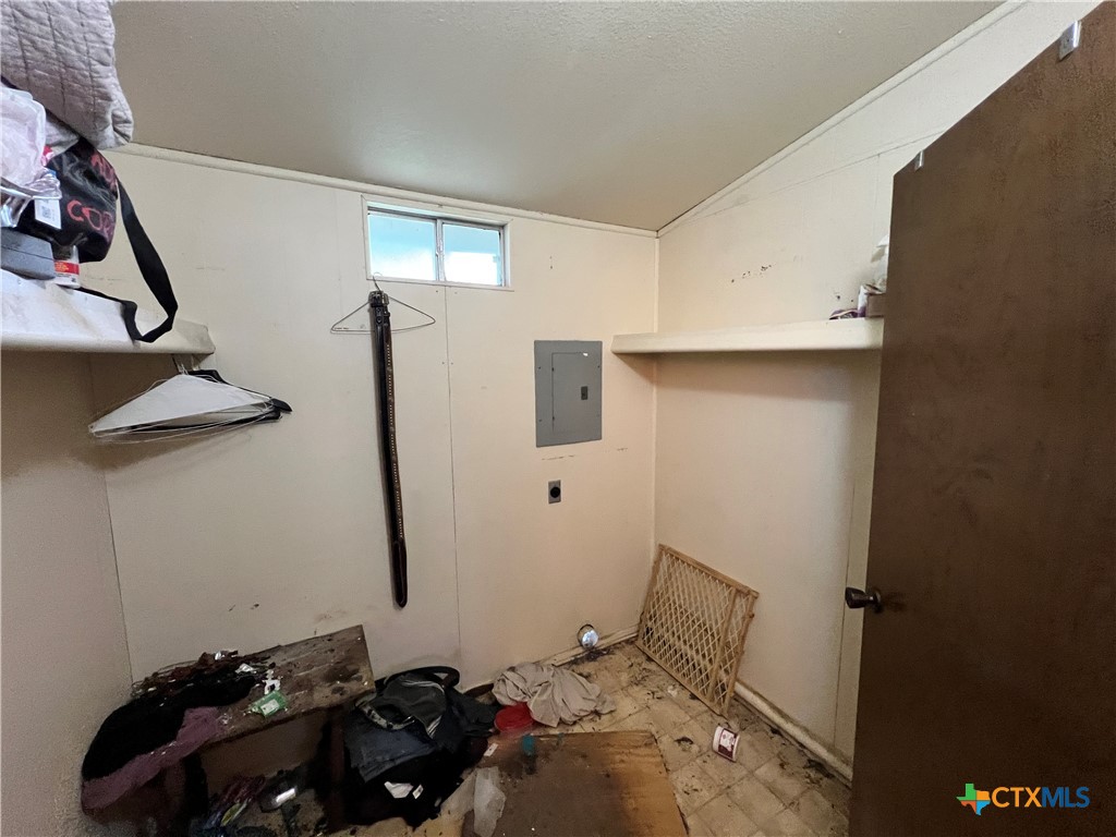 509 Pershing Street Property Photo 9
