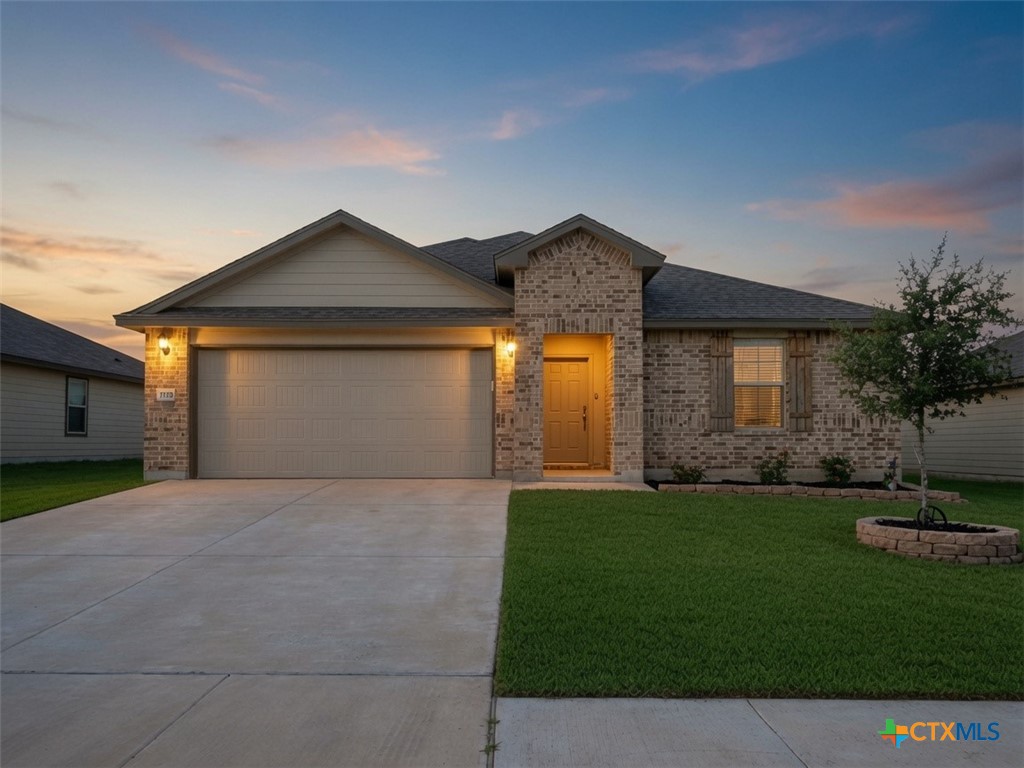 7108 N Guadalupe Road Property Photo 1