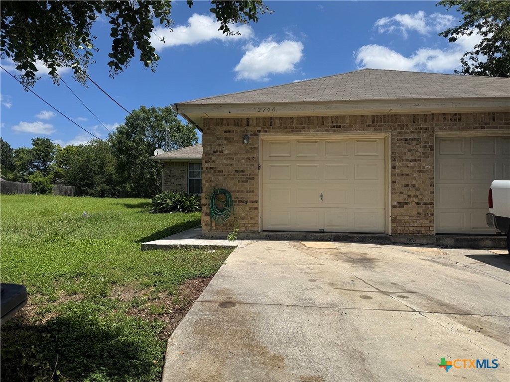 2740 Maple Tree Road Property Photo 1