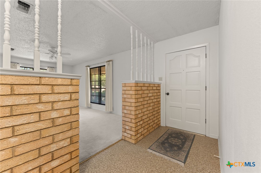 303 E 20th Avenue Property Photo 5