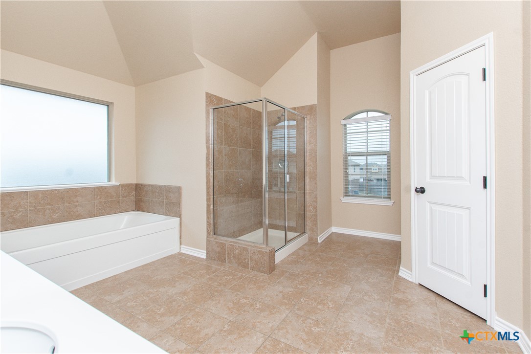 103 W Libra Drive Property Photo 12