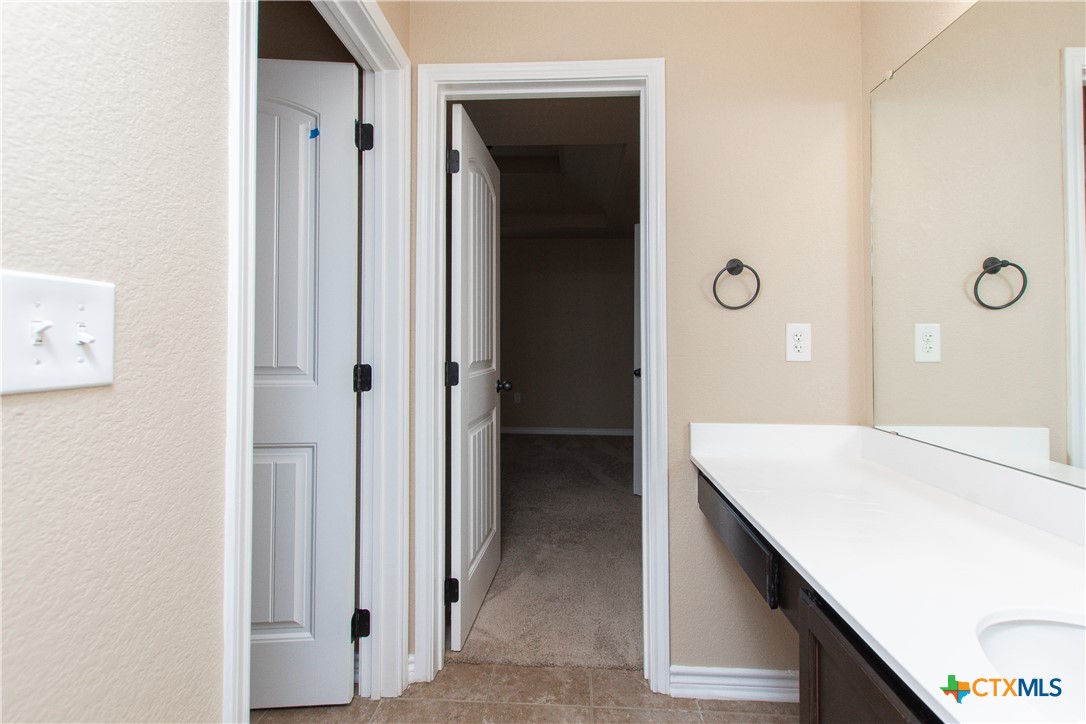 103 W Libra Drive Property Photo 24