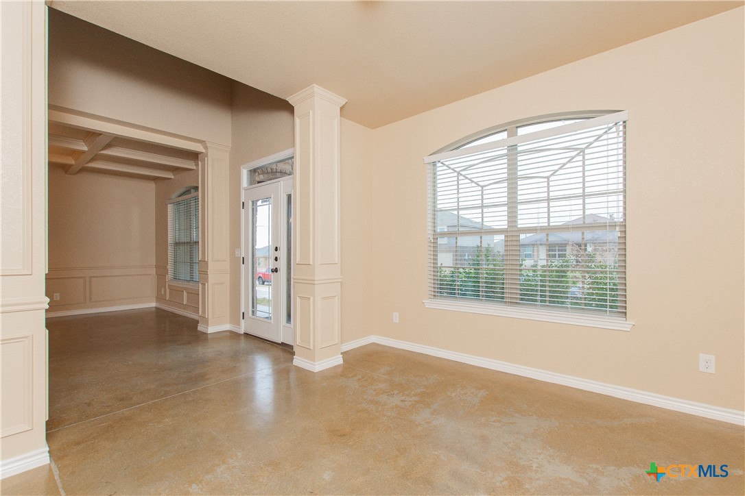 103 W Libra Drive Property Photo 33