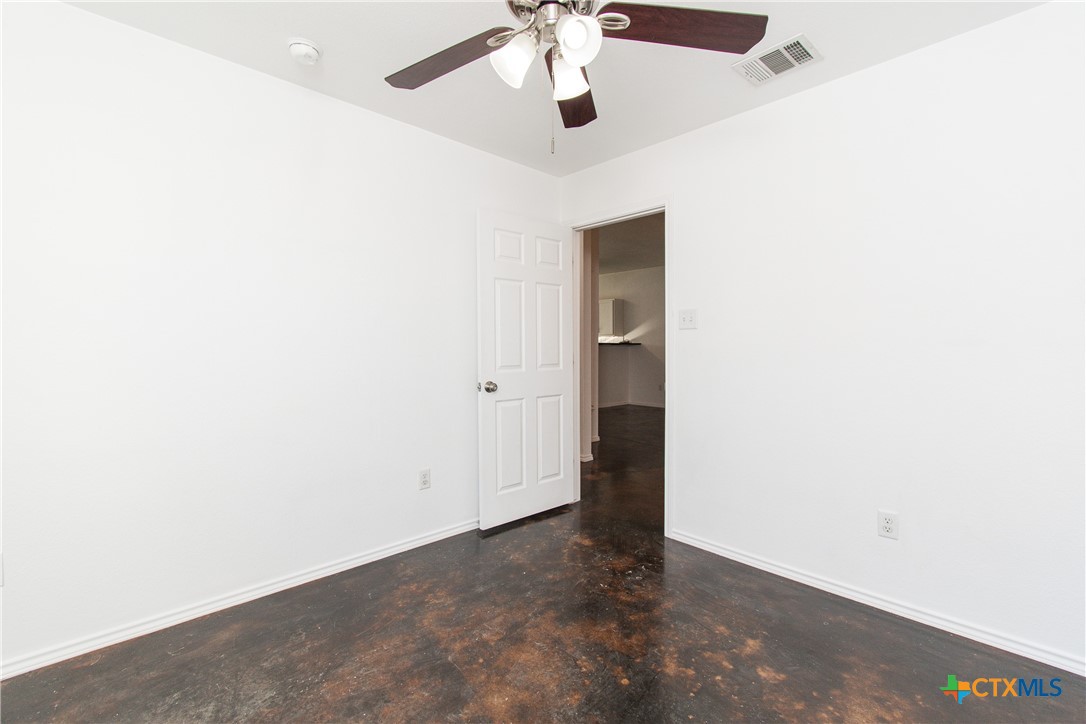 223 N Mary Jo Drive B Property Photo 13