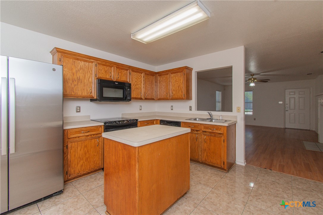 2907 Lantana Property Photo 7