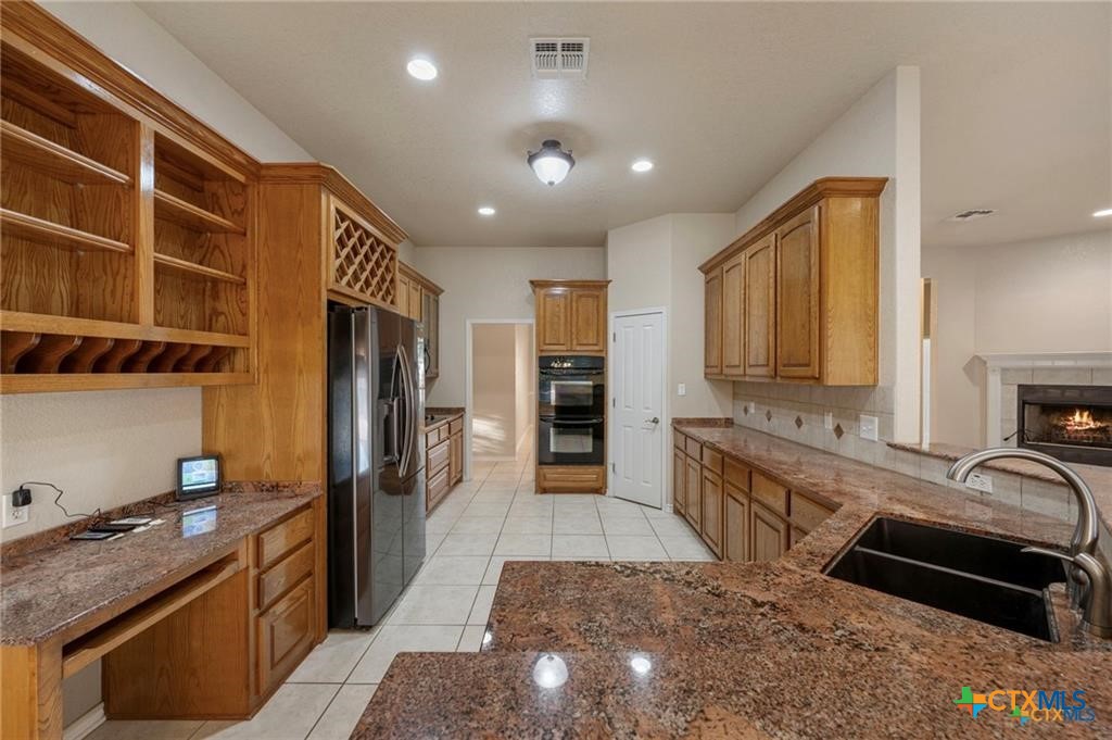686 Benchmark Trail Property Photo 7