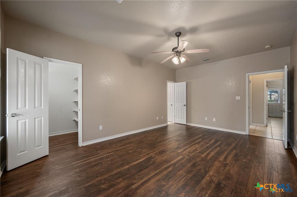 686 Benchmark Trail Property Photo 19