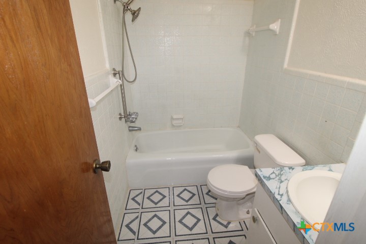 1603 Hughes Avenue Property Photo 15