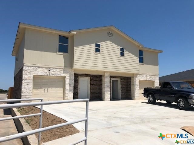 4701 Cambridge Drive A Property Photo 2
